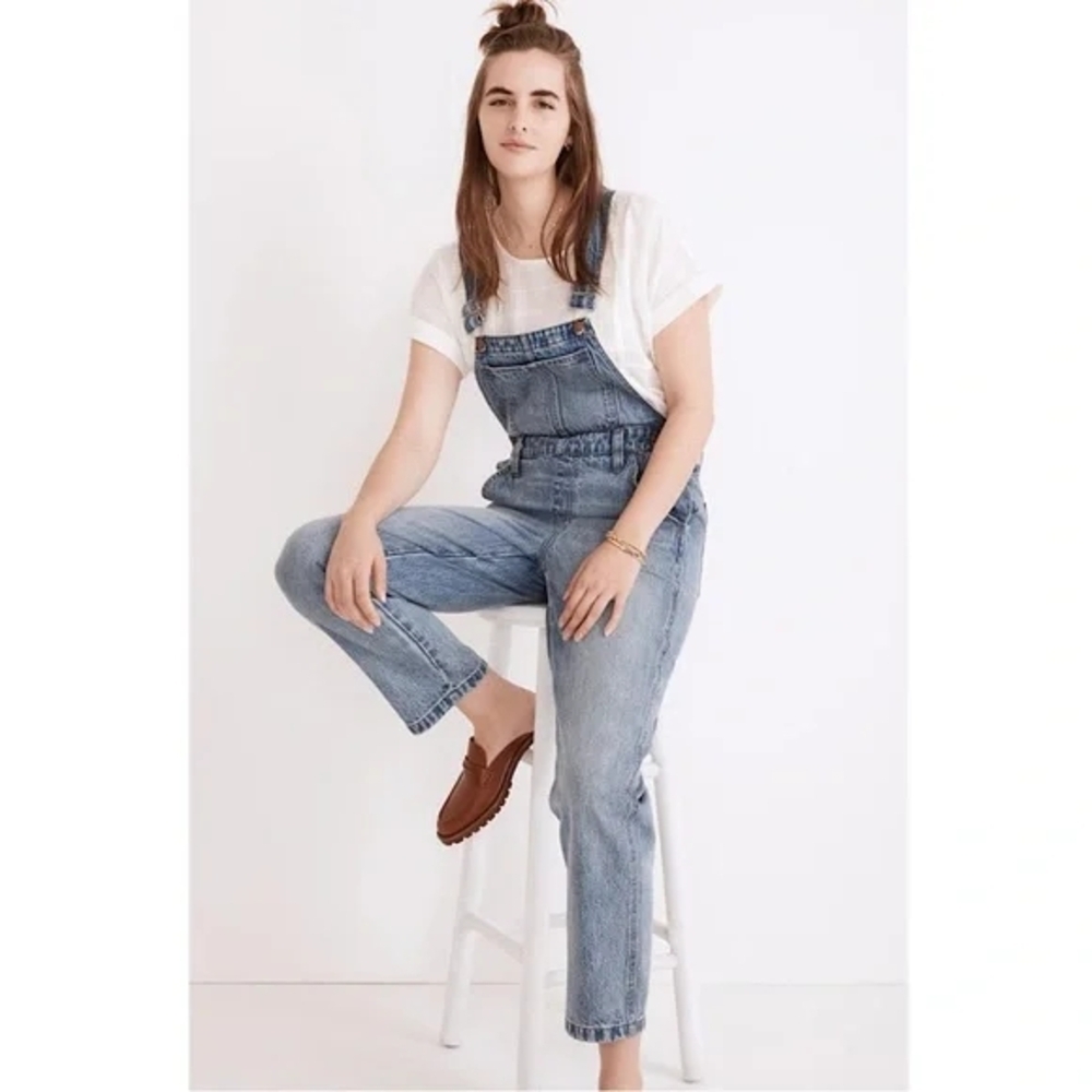 Madewell overalls straight leg style #N0607 Size Small Summer Festival